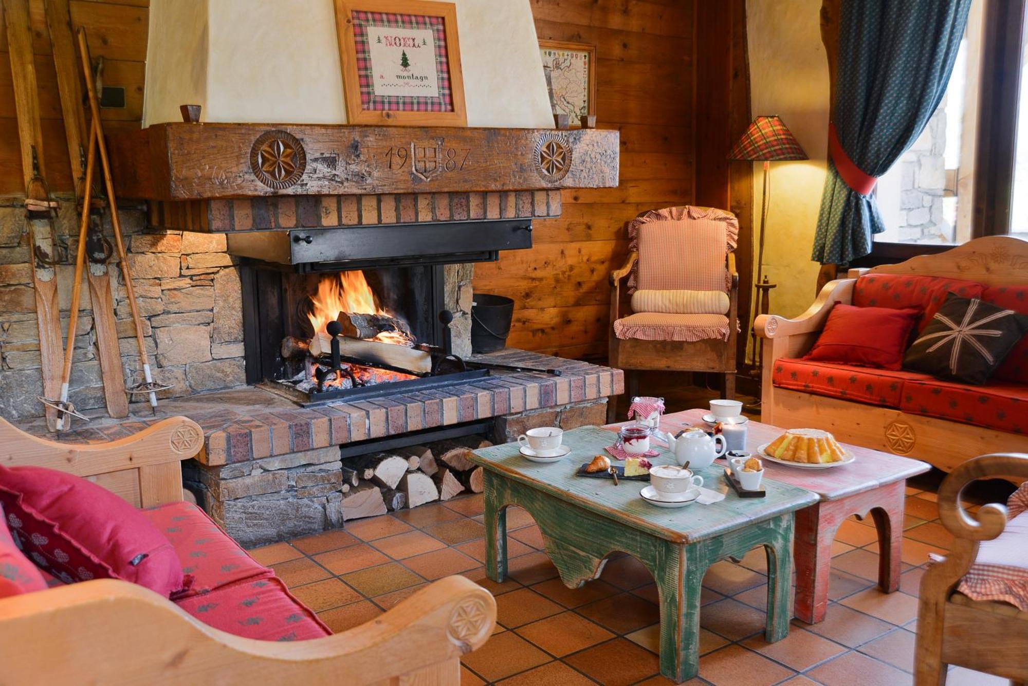 Hotel-Spa Le Morillon Charme & Caractere エクステリア 写真