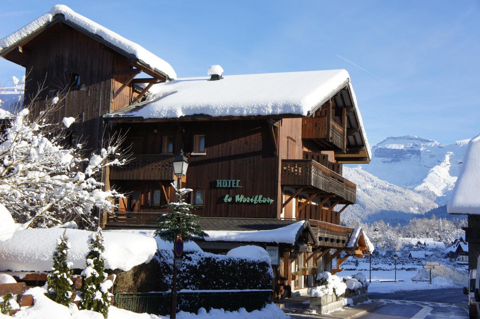 Hotel-Spa Le Morillon Charme & Caractere エクステリア 写真